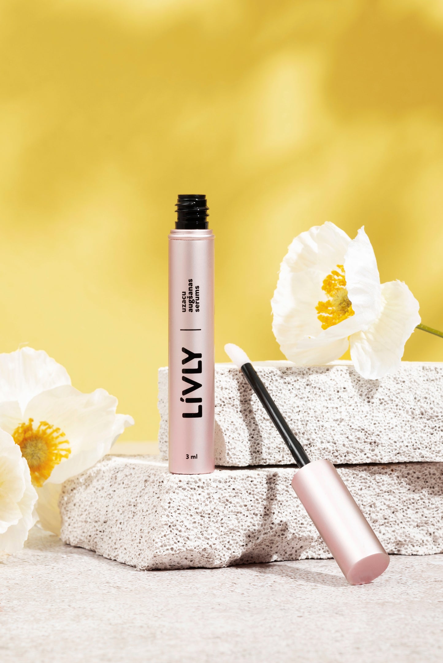 Uzacu Augšanas Serums